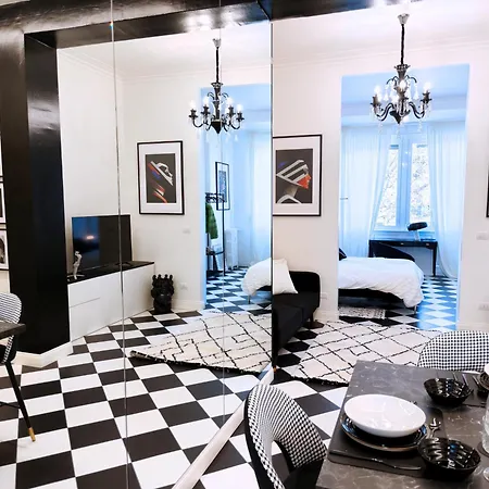 Apartment Black And White In Downtown With Ac, Wifi And Subway M1 M2 Airoport Connected, Station Milan
